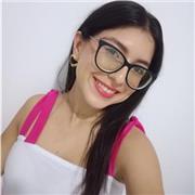 Soy una docente carismática y empática. Puedo dar mis clases a estudiantes de básica primaria y secundaria